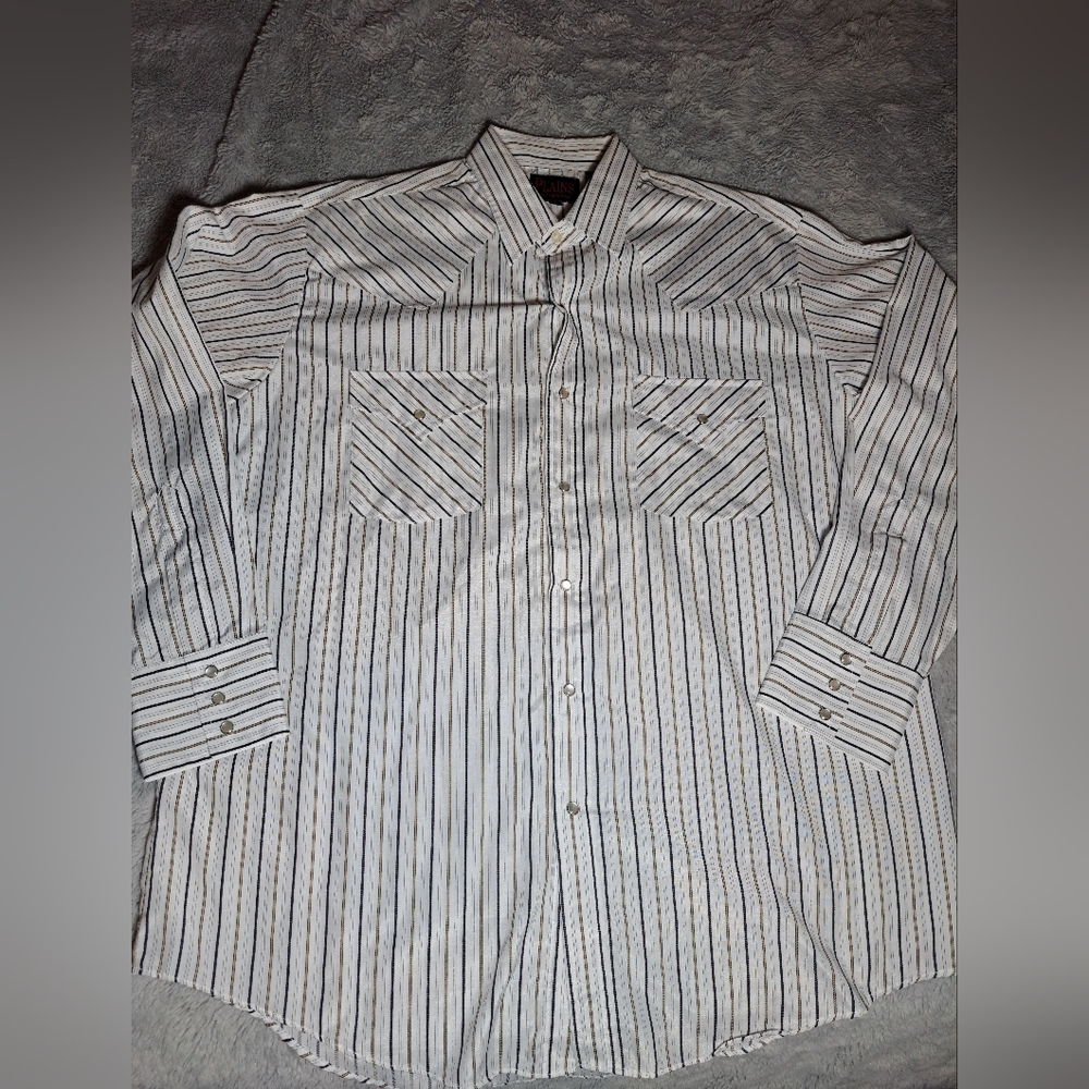 Black and White Dress Shirt with Geometric Pattern